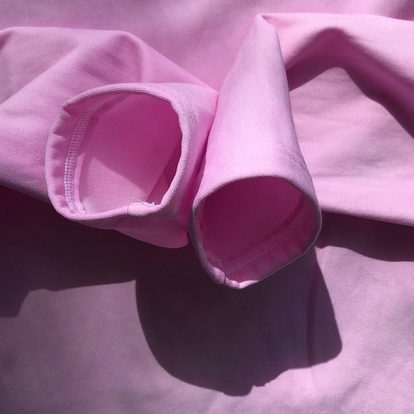 Under Armour top - Picture 7 of 8